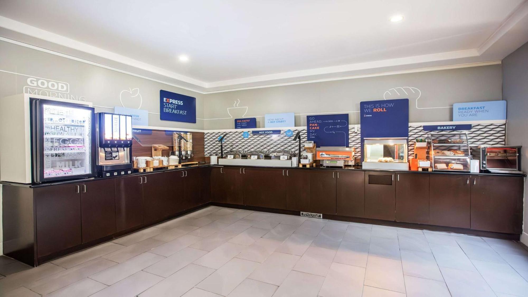 Holiday Inn Express & Suites-Regina-South By Ihg מראה חיצוני תמונה