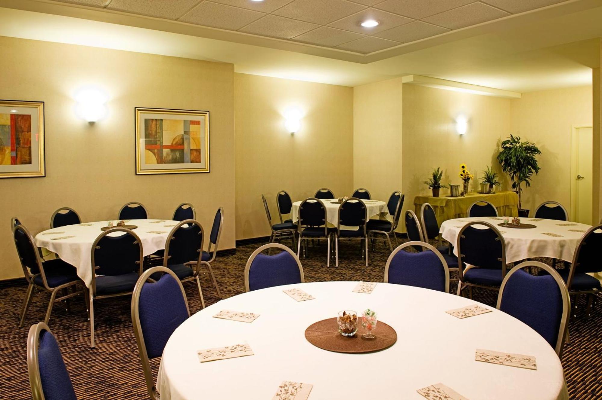 Holiday Inn Express & Suites-Regina-South By Ihg מראה חיצוני תמונה